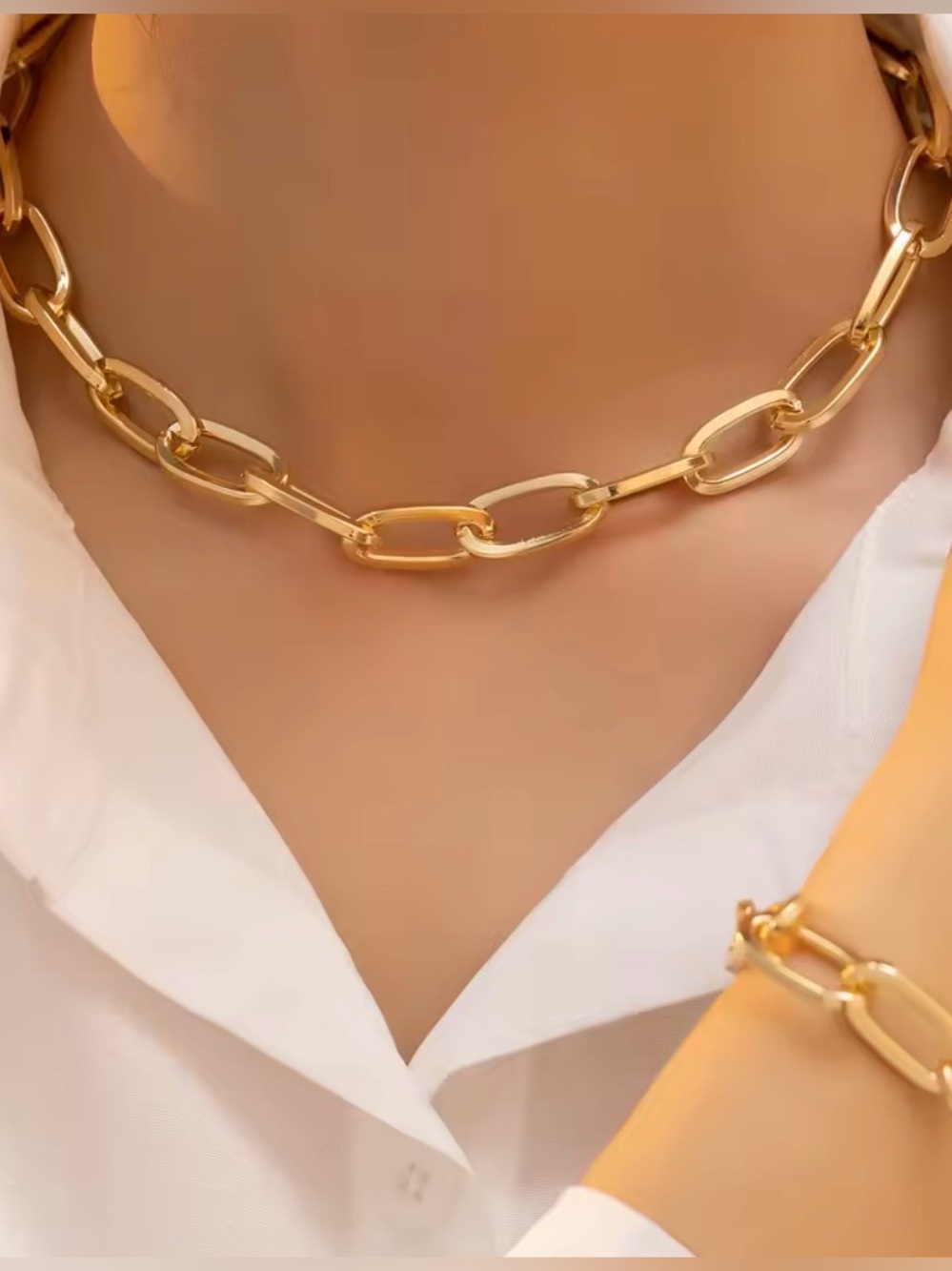 Gold Link Chain Necklace and Bracelet Set - Jewelry - Picture 2 of 3
